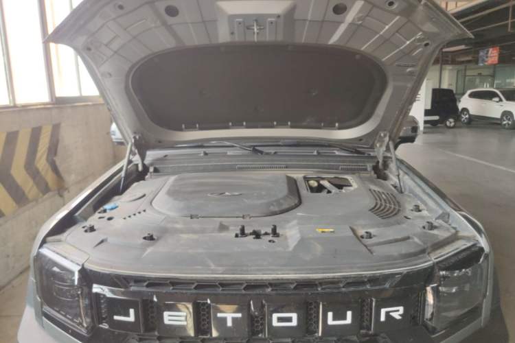 Used JETOUR Traveler 2023 1.5T Two-Wheel Drive Discovery PRO Engine Bay