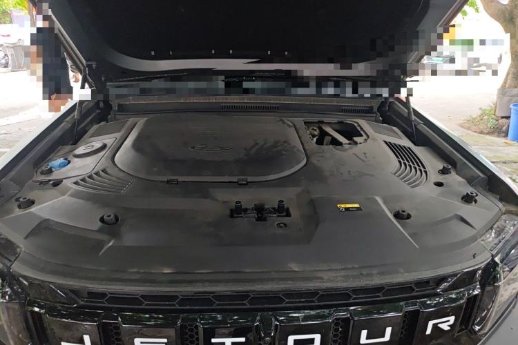Used JETOUR Traveler 2023 2.0T All-Wheel Drive Conquer PRO Engine Bay