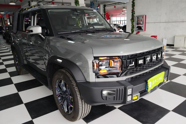 Used JETOUR Traveler 2023 2.0T All-Wheel-Drive CrossPRO Exterior 1