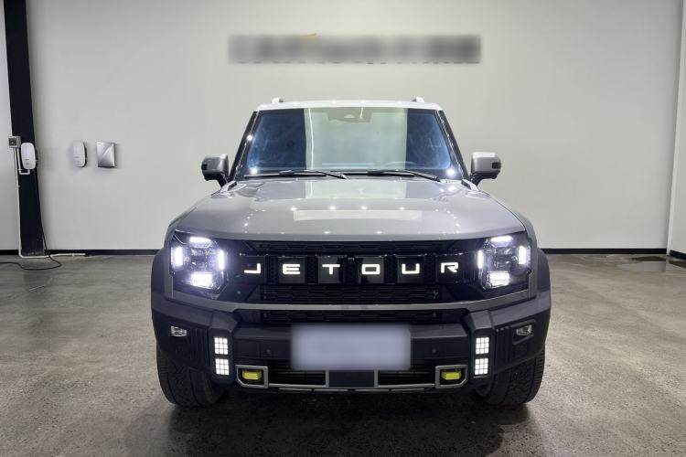 Used JETOUR Traveler 2023 2.0T All-Wheel Drive CrossPRO+ Exterior 2