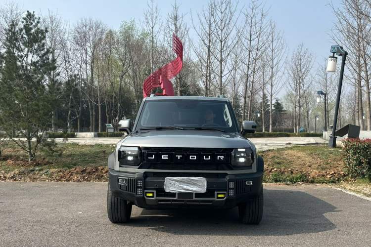 Used JETOUR Traveler 2023 1.5T Two-Wheel Drive Discovery PRO Exterior 5