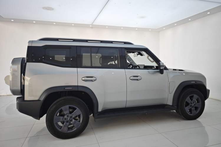 Used JETOUR Traveler 2023 1.5T Two-Wheel Drive Discovery PRO Exterior 9