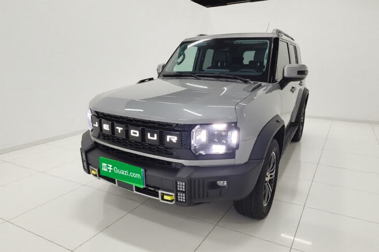 JETOUR Traveler 2023 2.0T All-Wheel-Drive Crosser