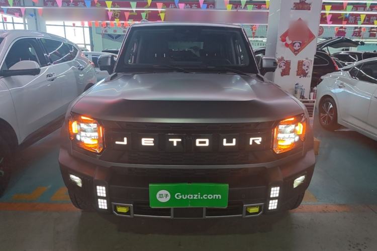 Used JETOUR Traveler 2023 2.0T Four-Wheel Drive Conqueror Front