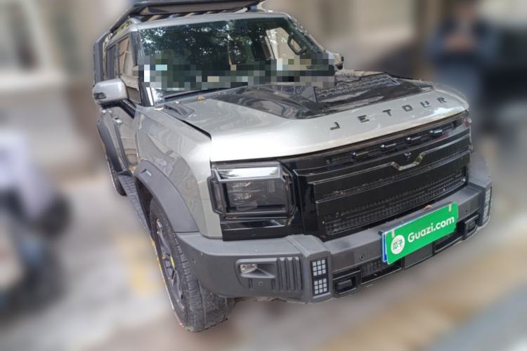 Used JETOUR Traveler 2023 2.0T All-Wheel Drive CrossPRO+ Front Right 45 Deg