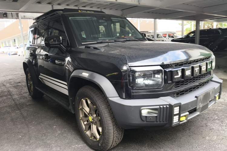 Used JETOUR Traveler 2023 2.0T Four-Wheel Drive Conqueror Front Right 45 Deg