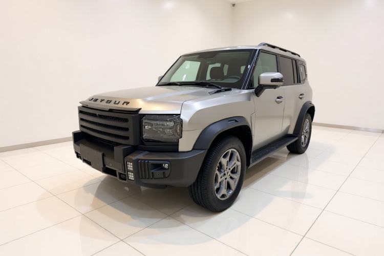 JETOUR Traveler 2023 2.0T All-Wheel-Drive CrossPRO