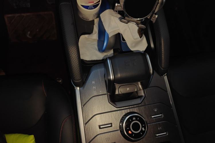 Used JETOUR Traveler 2023 1.5T Two-Wheel Drive Discovery PRO Gear Lever