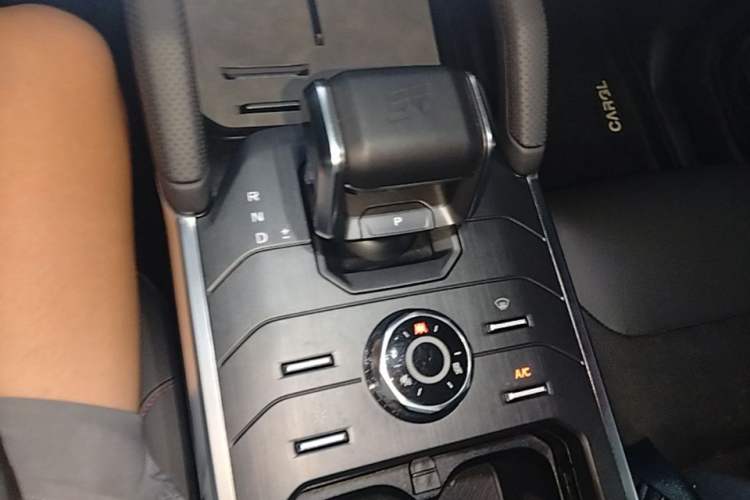 Used JETOUR Traveler 2023 1.5T Two-Wheel Drive Discovery PRO Gear Lever