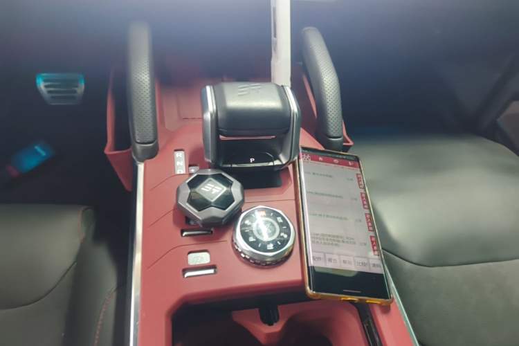 Used JETOUR Traveler 2023 2.0T All-Wheel-Drive CrossPRO Gear Lever