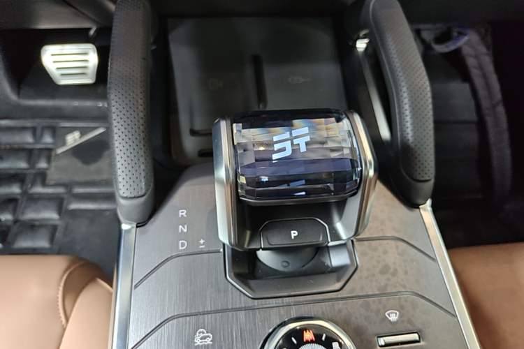 Used JETOUR Traveler 2023 2.0T All-Wheel Drive Conquer PRO Gear Lever