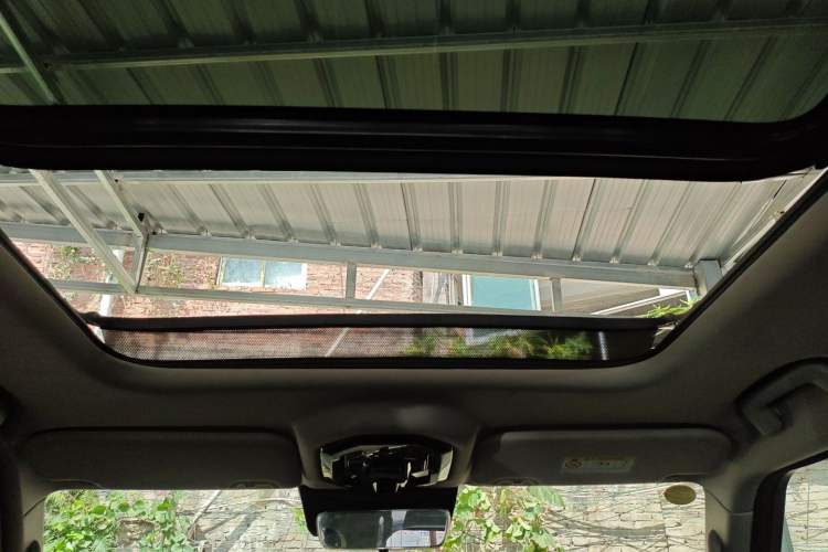 Used JETOUR Traveler 2023 2.0T All-Wheel-Drive CrossPRO Headliner