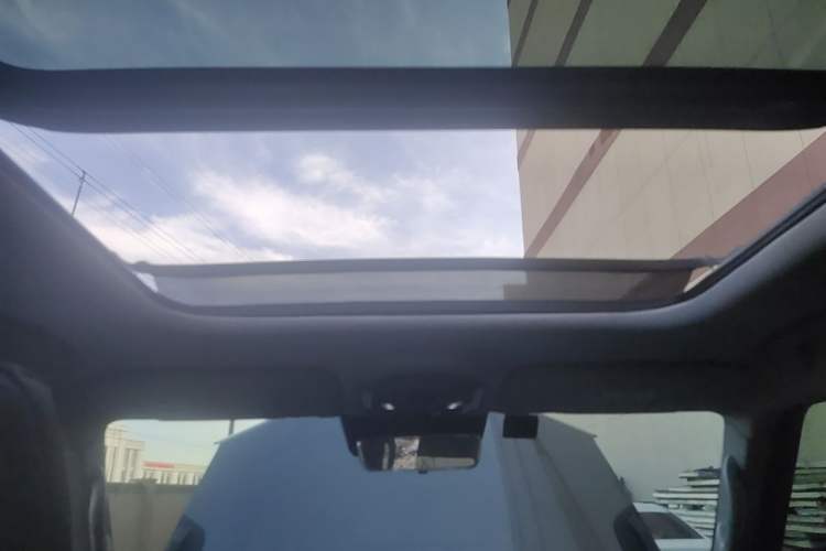 Used JETOUR Traveler 2023 2.0T All-Wheel-Drive CrossPRO Headliner