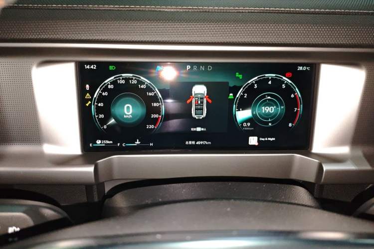 Used JETOUR Traveler 2023 2.0T All-Wheel Drive CrossPRO+ Instrument Cluster