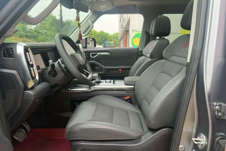 Used JETOUR Traveler 2023 2.0T All-Wheel-Drive CrossPRO Interior 2