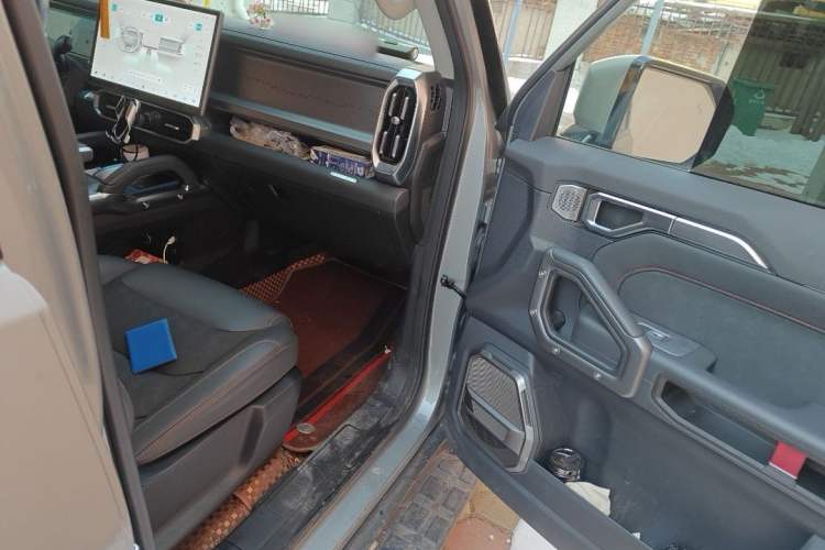 Used JETOUR Traveler 2023 1.5T Two-Wheel Drive Discovery PRO Interior 3