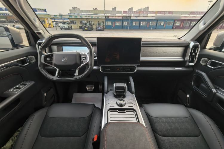 Used JETOUR Traveler 2023 2.0T All-Wheel-Drive CrossPRO Interior 4