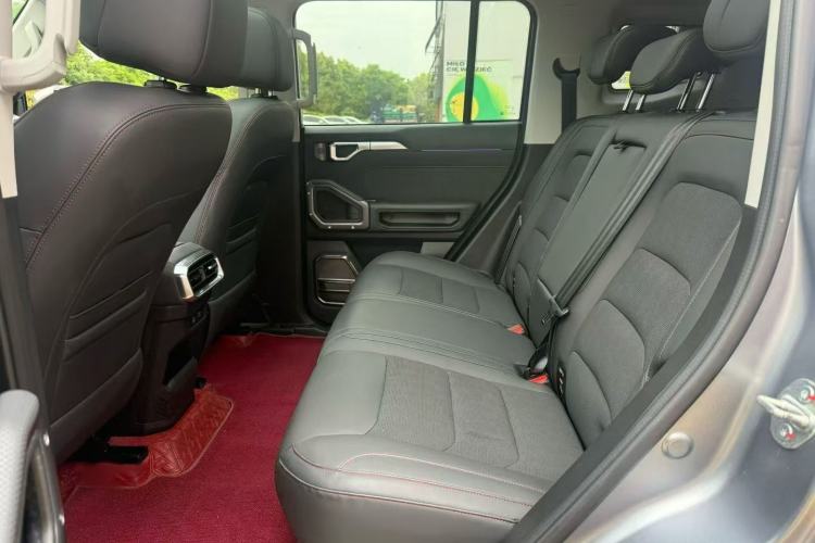 Used JETOUR Traveler 2023 2.0T All-Wheel-Drive CrossPRO Interior 4