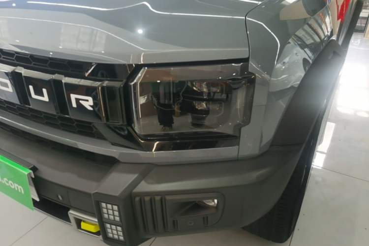 Used JETOUR Traveler 2023 2.0T All-Wheel-Drive CrossPRO Left Front Headlight