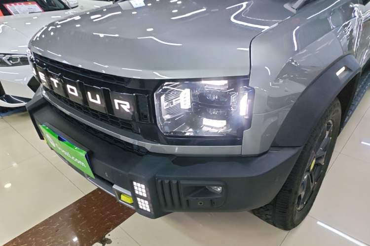 Used JETOUR Traveler 2023 2.0T All-Wheel Drive CrossPRO+ Left Front Headlight