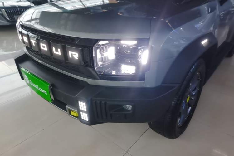 Used JETOUR Traveler 2023 2.0T All-Wheel Drive CrossPRO+ Left Front Headlight
