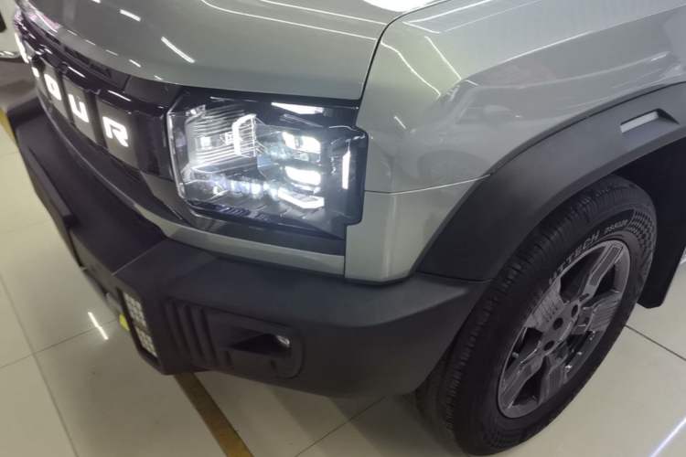 Used JETOUR Traveler 2023 1.5T Two-Wheel Drive Discovery PRO Left Front Headlight