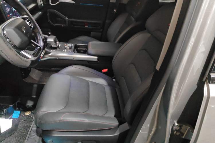 Used JETOUR Traveler 2023 2.0T All-Wheel-Drive CrossPRO Left Front Seat