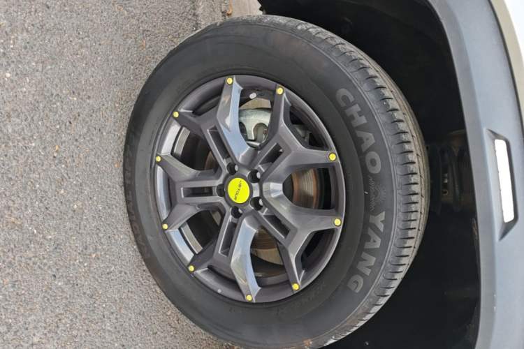 Used JETOUR Traveler 2023 2.0T All-Wheel-Drive CrossPRO Left Front Wheel Hub