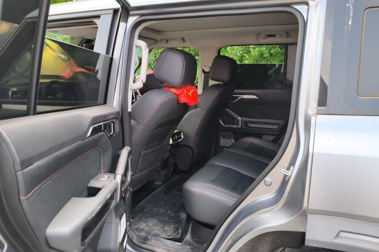 Used JETOUR Traveler 2023 1.5T Two-Wheel Drive Discovery PRO Left Rear Seat