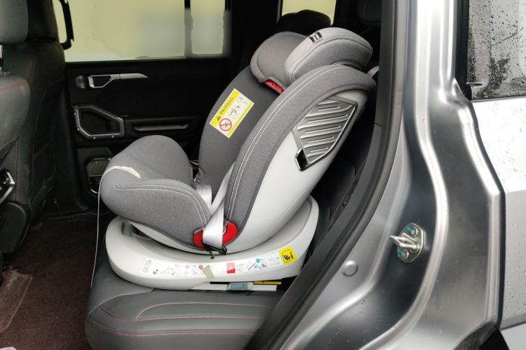 Used JETOUR Traveler 2023 2.0T All-Wheel Drive CrossPRO+ Left Rear Seat