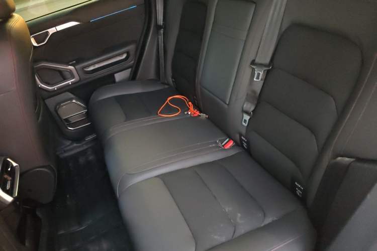 Used JETOUR Traveler 2023 2.0T All-Wheel Drive CrossPRO+ Left Rear Seat