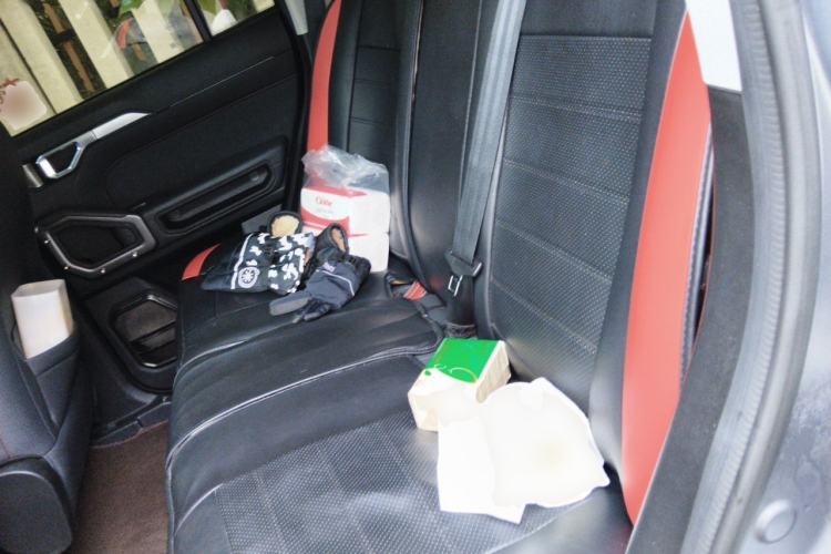 Used JETOUR Traveler 2023 1.5T Two-Wheel Drive Discovery PRO Left Rear Seat