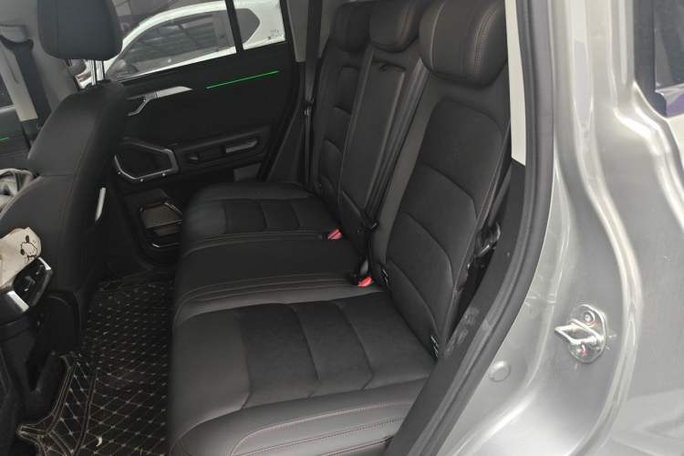 Used JETOUR Traveler 2023 2.0T All-Wheel-Drive CrossPRO Left Rear Seat