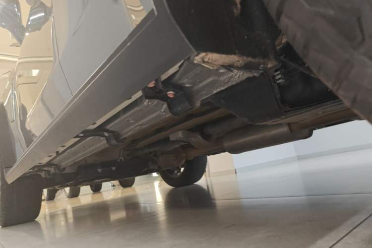 Used JETOUR Traveler 2023 2.0T All-Wheel Drive CrossPRO+ Left Side Sill