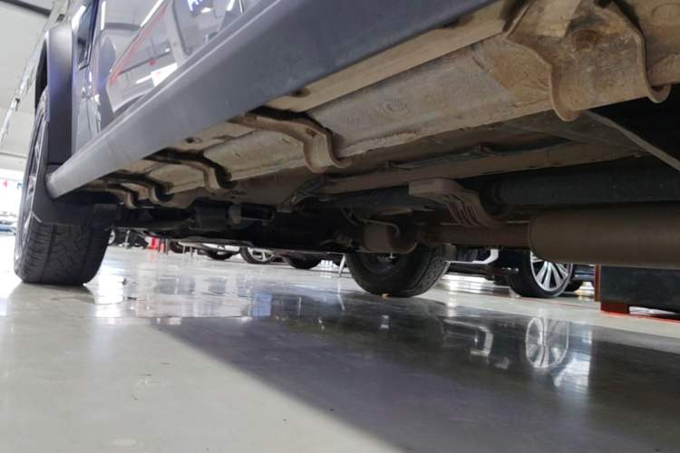 Used JETOUR Traveler 2023 2.0T All-Wheel Drive CrossPRO+ Left Side Sill