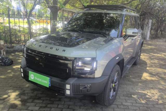 Used JETOUR Traveler 2023 2.0T All-Wheel Drive CrossPRO+