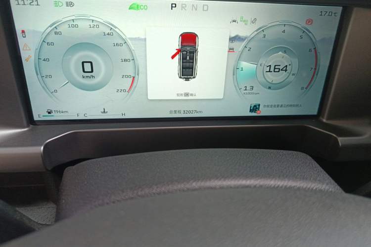 Used JETOUR Traveler 2023 2.0T All-Wheel Drive CrossPRO+ Odometer Close Up