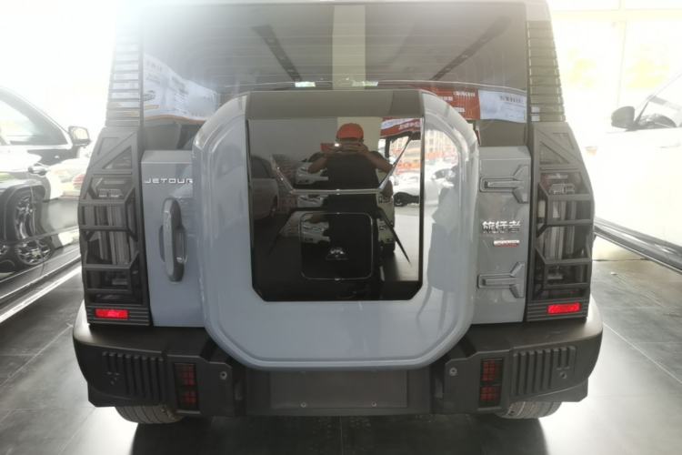 Used JETOUR Traveler 2023 2.0T All-Wheel-Drive CrossPRO Rear