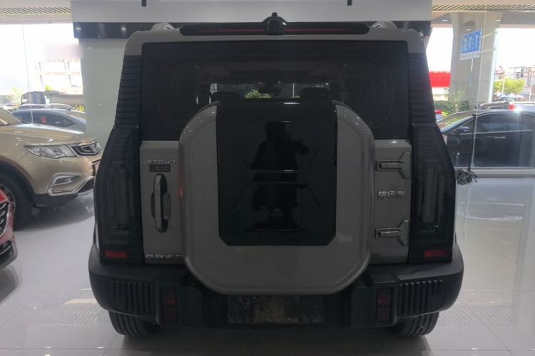 Used JETOUR Traveler 2023 1.5T Two-Wheel Drive Discovery PRO Rear
