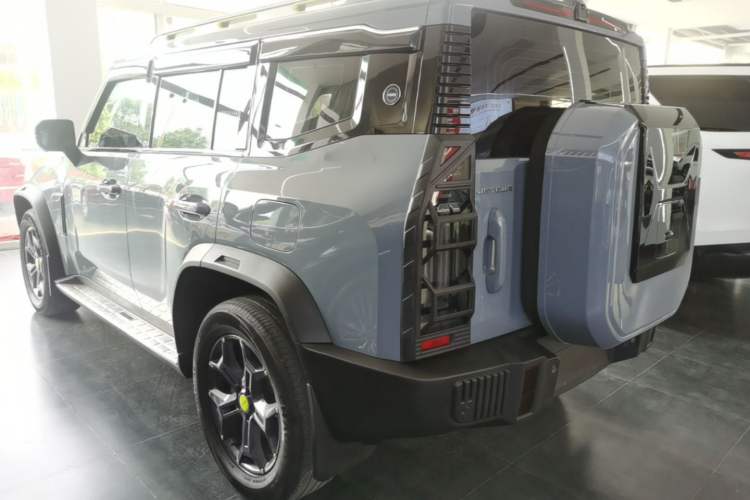 Used JETOUR Traveler 2023 2.0T All-Wheel-Drive CrossPRO Rear Left 45 Deg