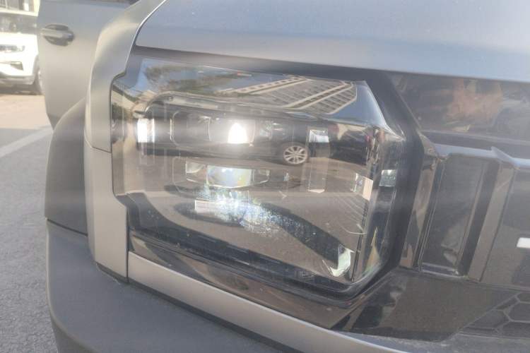 Used JETOUR Traveler 2023 1.5T Two-Wheel Drive Discovery PRO Right Front Headlight