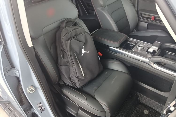 Used JETOUR Traveler 2023 2.0T All-Wheel-Drive CrossPRO Right Front Seat