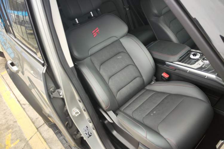 Used JETOUR Traveler 2023 2.0T All-Wheel-Drive CrossPRO Right Front Seat