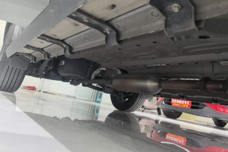 Used JETOUR Traveler 2023 1.5T Two-Wheel Drive Discovery PRO Right Side Sill