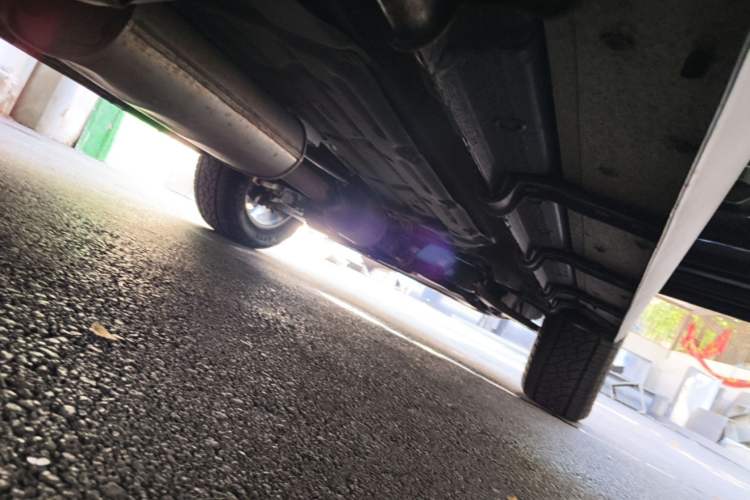 Used JETOUR Traveler 2023 2.0T Four-Wheel Drive Conqueror Right Side Sill