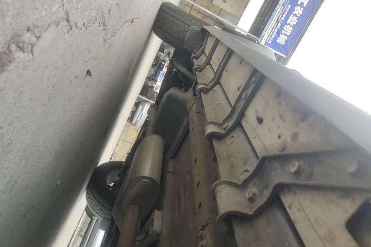 Used JETOUR Traveler 2023 2.0T All-Wheel Drive Conquer PRO Right Side Sill
