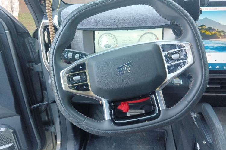 Used JETOUR Traveler 2023 2.0T All-Wheel Drive Conquer PRO Steering Wheel