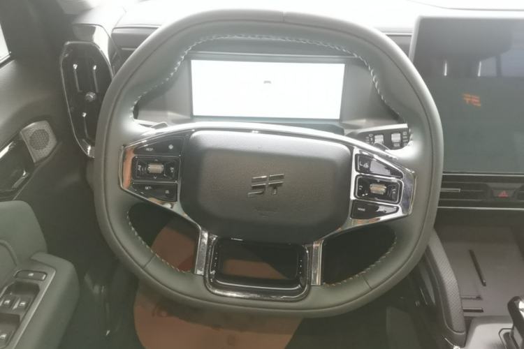 Used JETOUR Traveler 2023 2.0T All-Wheel-Drive CrossPRO Steering Wheel