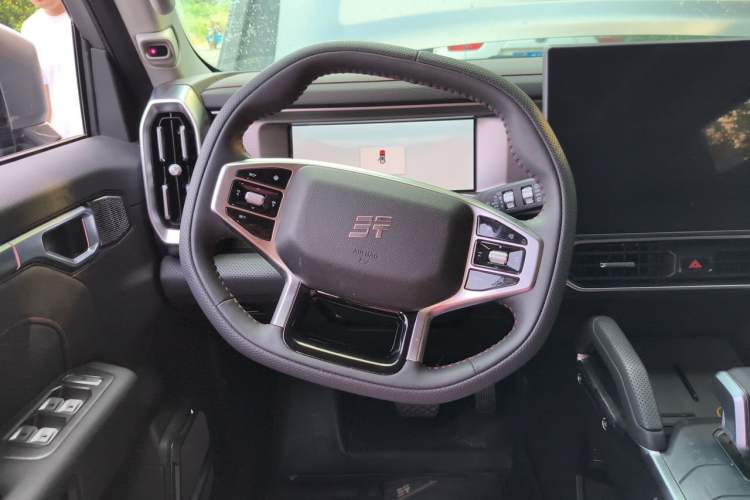Used JETOUR Traveler 2023 1.5T Two-Wheel Drive Discovery PRO Steering Wheel