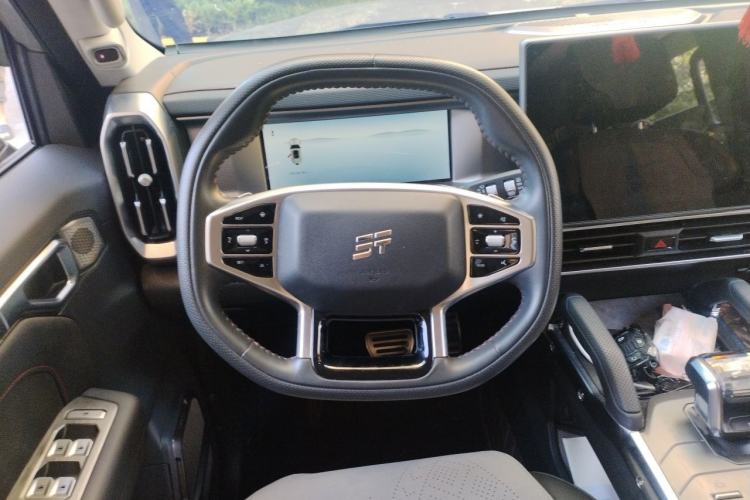 Used JETOUR Traveler 2023 2.0T Four-Wheel Drive Conqueror Steering Wheel